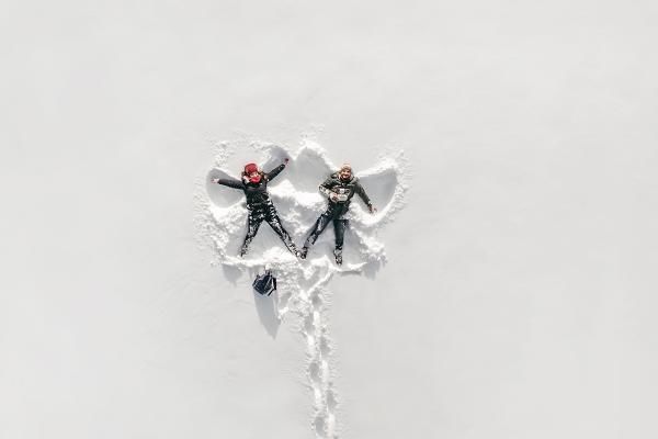 10 inspirujących książek na Walentynki dla podróżników