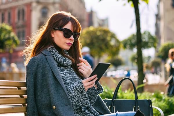 TOP10 najchętniej wybieranych ebooków w kwietniu - skompletuj biblioteczkę na majówkę i zabierz ją ze sobą!