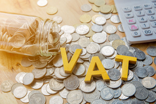 8 lat na rynku ebooków i wreszcie niższy VAT!