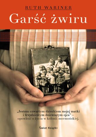 Garść żwiru Ruth Wariner - okladka książki