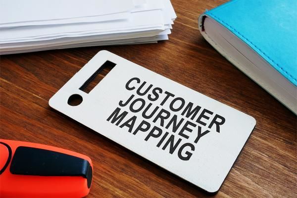 Customer Journey Maps - jak stworzyć ŚCIEŻKĘ KLIENTA w 9 krokach? | Blog księgarni Onepress
