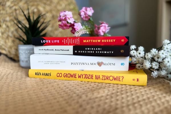 Letni reset dla relacji: Jak w wakacje zadbać o siebie, bliskich i emocjonalny porządek w głowie | Blog księgarni psychologicznej Sensus