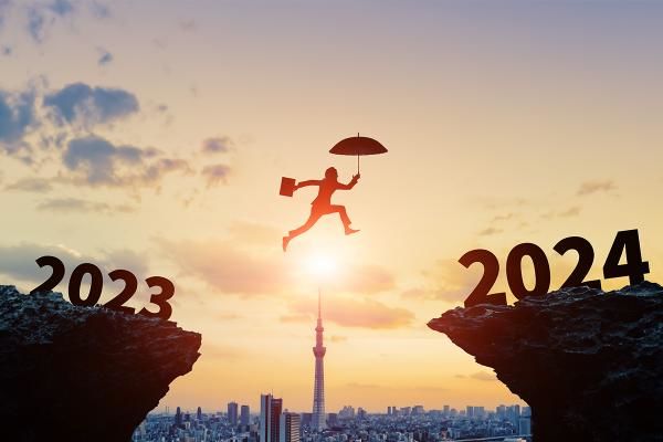 Postanowienia noworoczne w odcieniach IT - jak dobrze zaplanować nowy 2024 rok w branży IT
